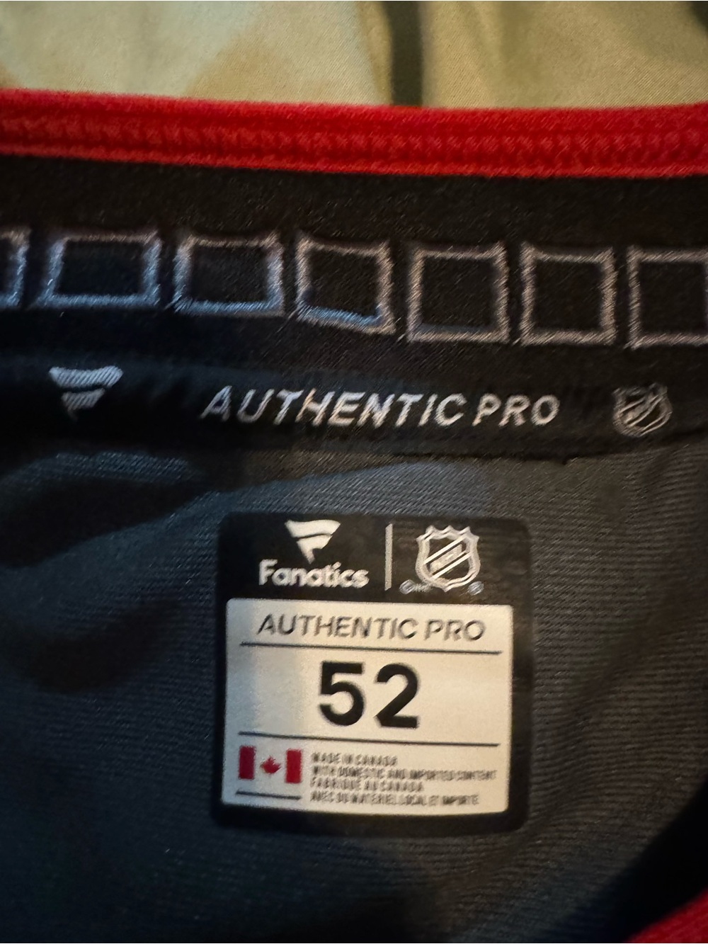 Black Carolina Hurricanes Jersey - no name - NWOT Size Large 52 - Picture 4 of 4